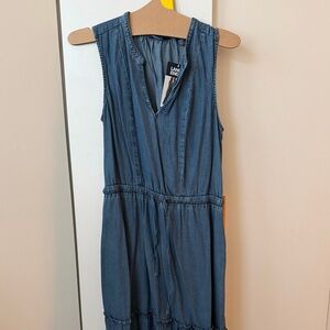 Lands' End blue sleeveless tiered midi dress